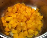 Foto del paso 2 de la receta: Empanadas Fritas de Durazno a la Sonorense