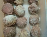 A picture of step 2 of Beef kofta salan.