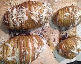 Foto del paso 6 de la receta: Papas hasselback y albóndigas con salsa a la portuguesa