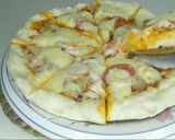 Foto langkah ke 9 dari resep Pizza Teflon simple Enak Empuk anti gagal.