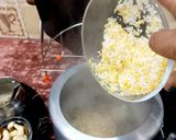 A picture of step 2 of Khara Pongal (Ven Pongal).