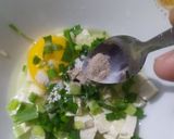 Foto langkah ke 2 dari resep Telur Dadar Bawang.