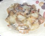 Foto del paso 3 de la receta: Mix de Langosta y Camarón al ajillo