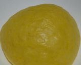 Foto langkah ke 2 dari resep Donat Labu Kuning.