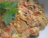 Foto langkah ke 3 dari resep Telur Dadar Gobal Gabul Jamur.