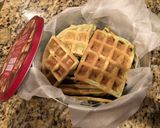 Hình bước làm 2 của món Bánh kẹp (Waffle)