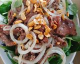 Hình bước làm 3 của món Bò xào lót rau càng cua