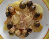 Foto del paso 3 de la receta: Huevos rotos con coles de Bruselas