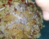 A picture of step 4 of Mix seasonal fruits chat.