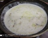 A picture of step 2 of Lauki kheer.