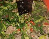 Foto langkah ke 5 dari resep Tumis kangkung Jawa sederhana.