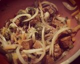 Foto del paso 3 de la receta: Salteado de verduras con tofu