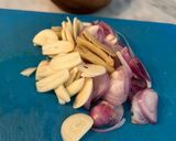 Foto langkah ke 2 dari resep Sayur Bening Bayam Wortel.