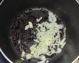 Foto langkah ke 3 dari resep Creamy Mushroom Pasta ala Chef Arnold.