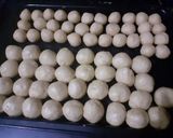 Foto langkah ke 3 dari resep Bolen pisang lumer manisnya pas.