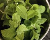 A picture of step 2 of Lemon mojito or mocktail.