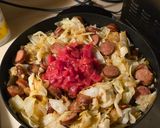 A picture of step 5 of Larry's (next lvl) sausage and cabbage.