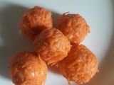 গাজরের লাড্ডু(Carrot laddo recipe in bengali)