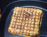 A picture of step 4 of Coleslaw Sandwich.