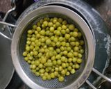 समोसे (Samose Recipe In Marathi) रेसिपी स्टेप 2 फोटो 