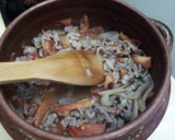 Foto del paso 2 de la receta: Carne ranchera en su jugo enjitomatada al pulque