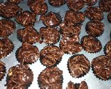 Foto langkah ke 7 dari resep Cornflakes coklat.
