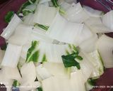 Foto del paso 3 de la receta: Acelgas en ajada y huevo Mollet, con sal de jamón