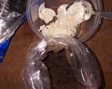 Foto langkah ke 2 dari resep Jelly Susu Oreo Rasa Anggur dengan Vla Coklat.