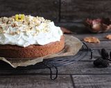 Une image de l'étape 3 de Gâteau à la carotte, noix et gingembre confit...