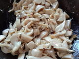 Tumis Jamur Baso Teh Buah Naga