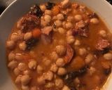 Foto del paso 3 de la receta: Garbanzos con bacon chorizo y morcilla