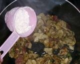 Foto del paso 5 de la receta: Albóndigas de pollo con champiñones al vino blanco