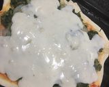 Foto del paso 4 de la receta: Pizza 🍕 de acelga y salsa blanca