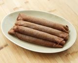 Foto langkah ke 8 dari resep Dadar Gulung Cokelat Isi Vla Devina Hermawan.