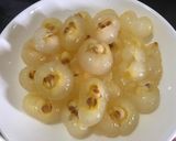 Hình bước làm 3 của món Chè long nhãn hạt sen