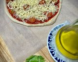 Foto del paso 3 de la receta: Pizza napolitana casera (masa con prefermento)