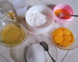 Foto langkah ke 1 dari resep Simple Sponge Cake Lembut banget 🍰😋.