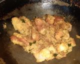 A picture of step 3 of Bread upma.
