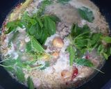 รูปขั้นตอนการทำที่ 2 ของ ต้มรังไข่ ตับไก่ ปลาร้า