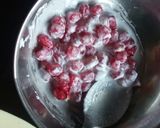 A picture of step 9 of Ice-Cream pomegranate sweet Idli Sandwich.