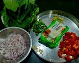 A picture of step 1 of Palak Paneer.