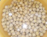 A picture of step 1 of Multani Chaat.
