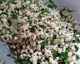 صورة لخطوة 1 من وصفة سمبوسة بالجبنه البيضاء والزعتر😋😋