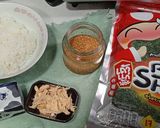 Foto langkah ke 1 dari resep Nasi kepal Bawang Putih.