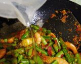 Foto langkah ke 4 dari resep Udang Buncis Kuah Santan.