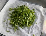 Une image de l'étape 19 de Taboulé aux tomates, légumes, raisins, herbes et épices.