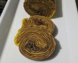 Foto langkah ke 9 dari resep Lapis Legit Gulung anti gagal.
