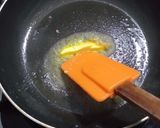 Foto langkah ke 3 dari resep McD Scramble Egg.