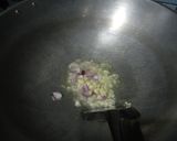 Foto langkah ke 1 dari resep Nasi Goreng Lapciong (Non Halal).