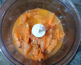 Foto del paso 6 de la receta: Pimiento rojo asado relleno de gambas con crema de gambas